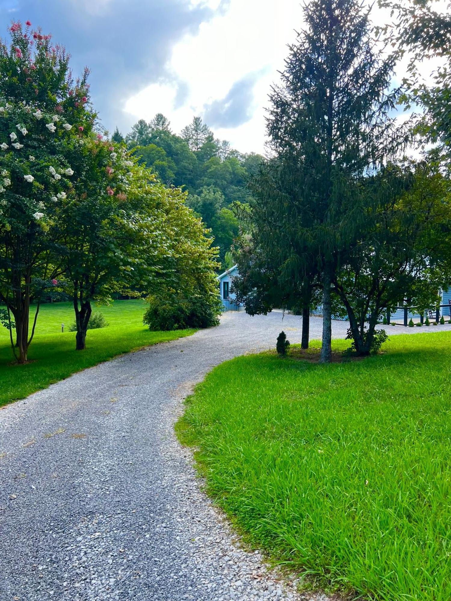 Firefly Fields 2-Acres With Guest House, Game Room, Mountain & River Views Sevierville Exterior foto