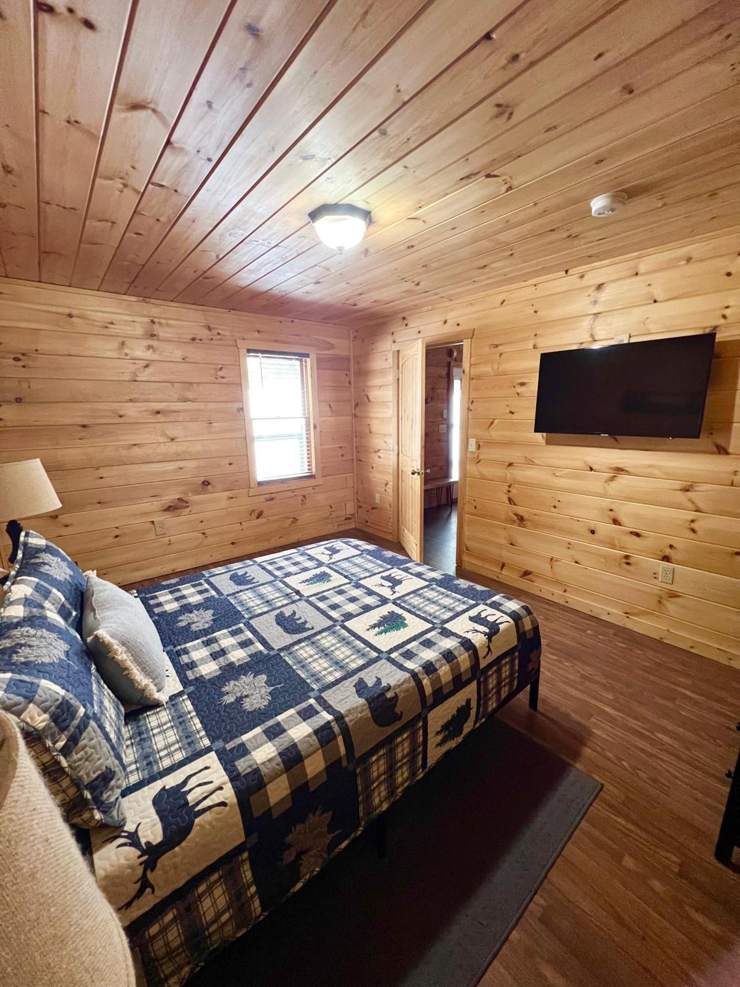 Firefly Fields 2-Acres With Guest House, Game Room, Mountain & River Views Sevierville Exterior foto